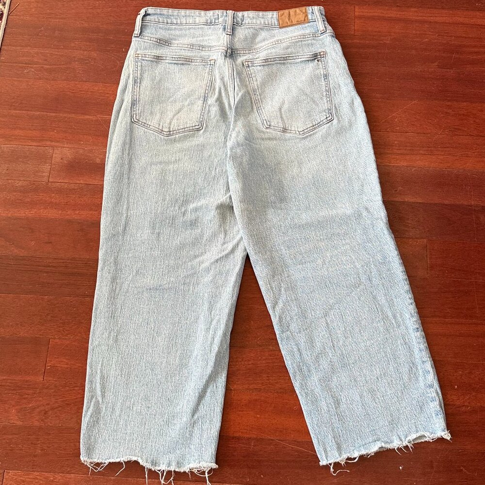 the curvy perfect vintage wide leg light wash madewell jean